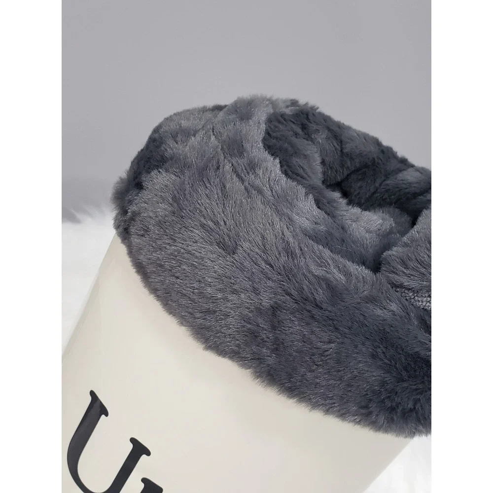 NWT UnHide - Lil' Marsh - Faux Fur Blanket - 50